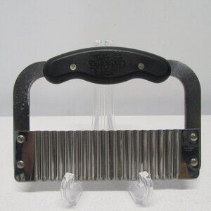 Pampered Chef Garnishing Tool - Crinkle Cutter